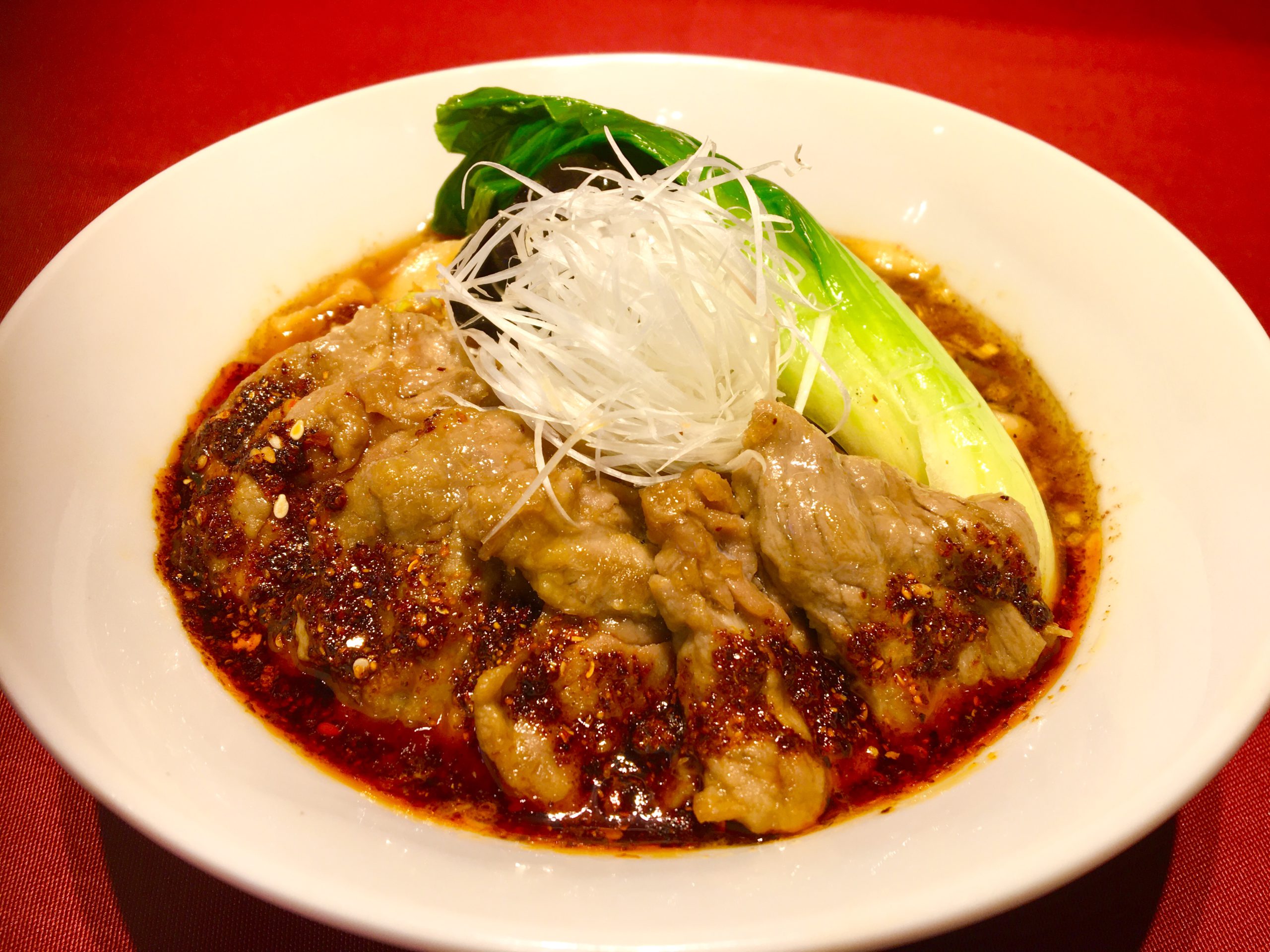  麻辣猪肉刀削麺（猪の四川風湯麺）